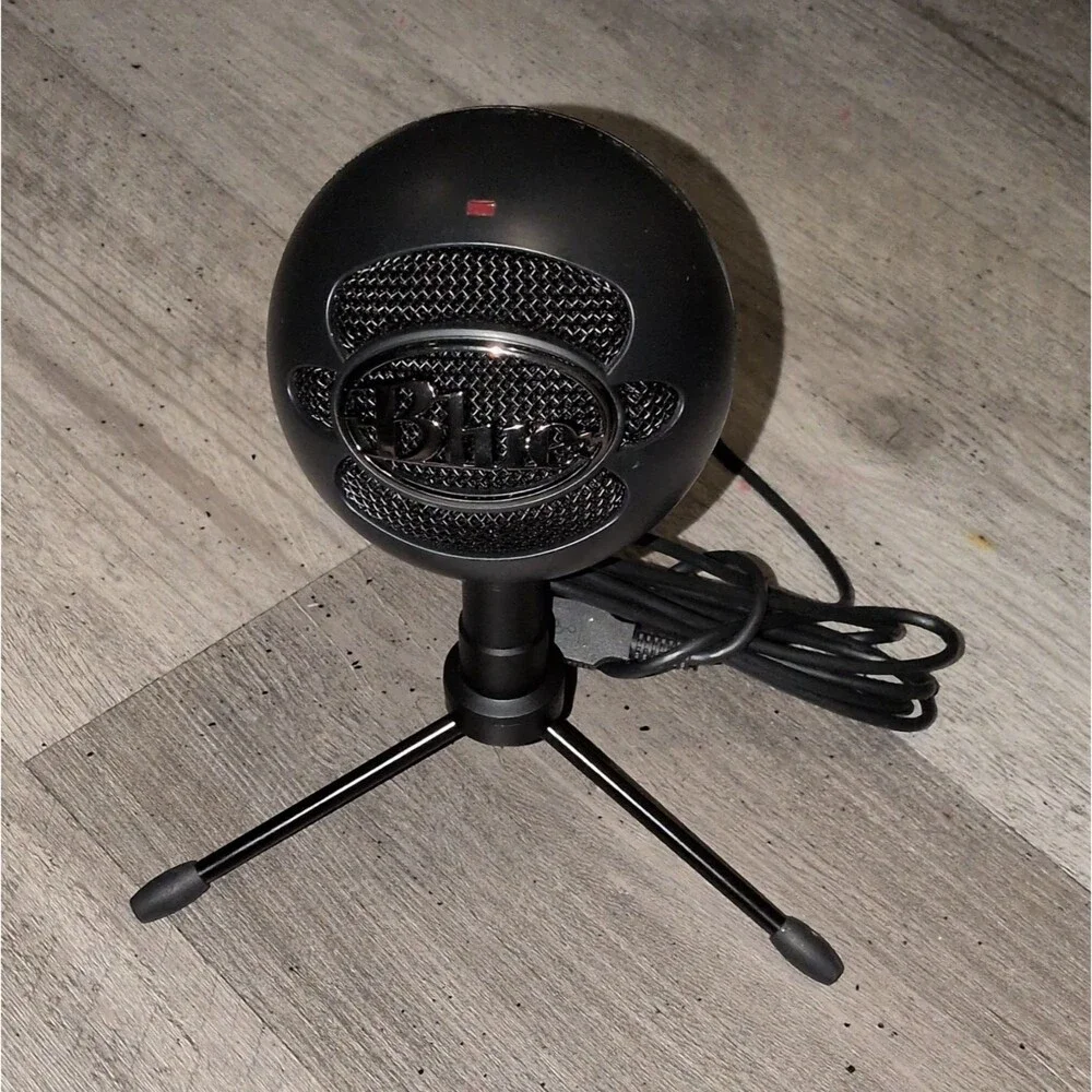 Brand New Blue Snowball ICE USB Microphone, Black, Adjustable Tripod Stand